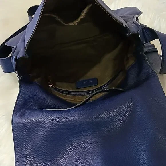 Chloe Navy Blue Crossbody Bag - Picture 5 of 14